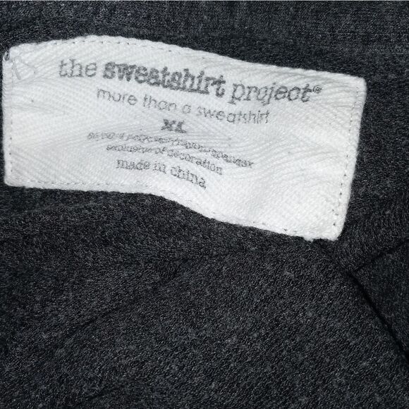 The sweatshirt project sweater size XL - Picture 6 of 6